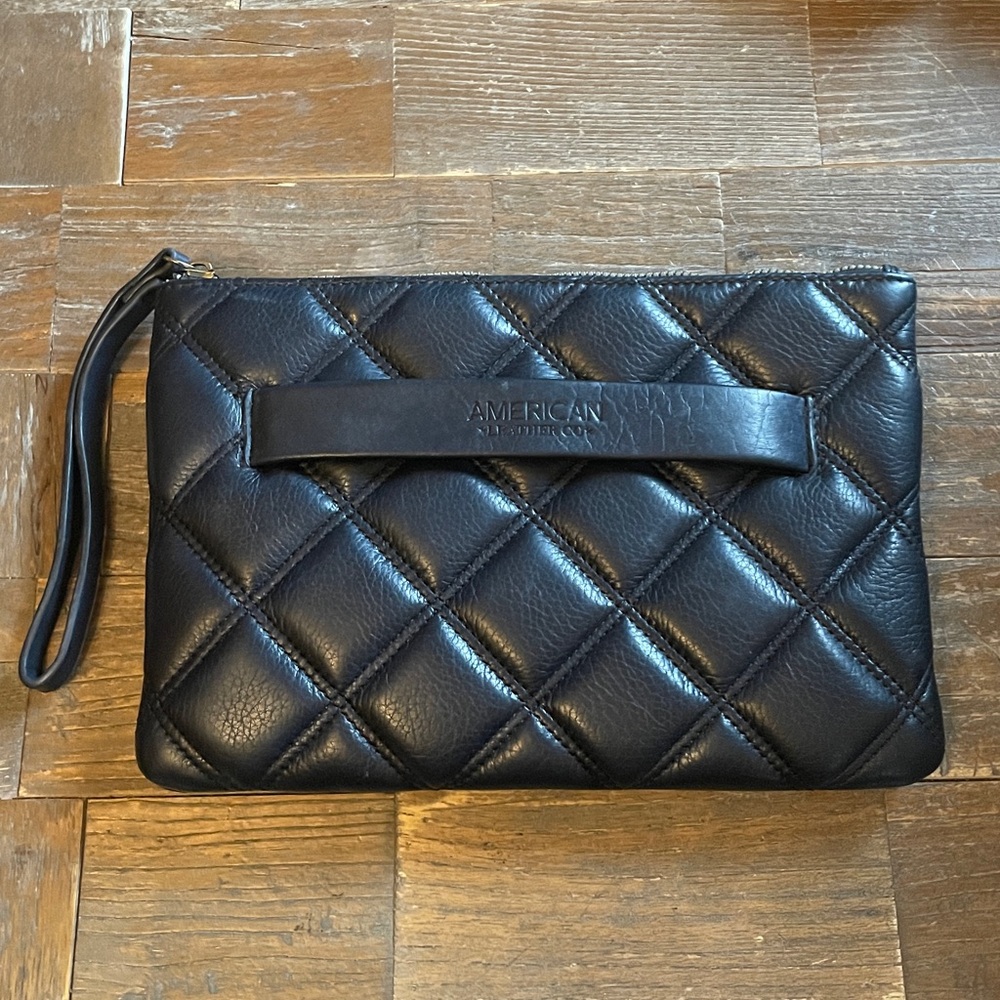 American Leather Company Emerson Quilted Wristlet🖤